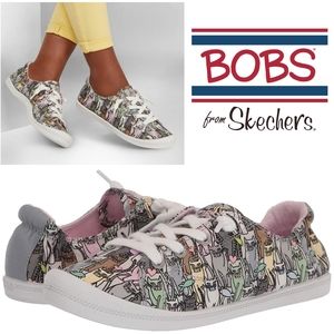Size 8 BOBS by Skechers Ladies' Grey Beach Bingo Kitten Bitten Slip-On Shoes